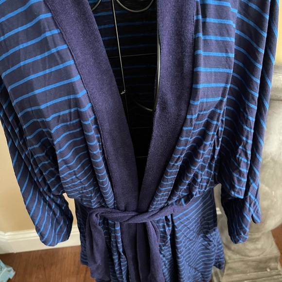 Splendid Sleep Striped Short Robe - Picture 5 of 6